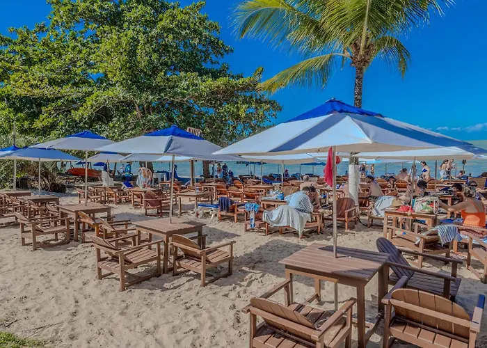 Coroa Vermelha Beach