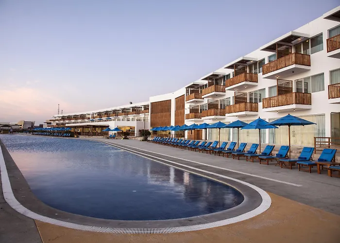 Beach hotel: San Agustin Paracas
