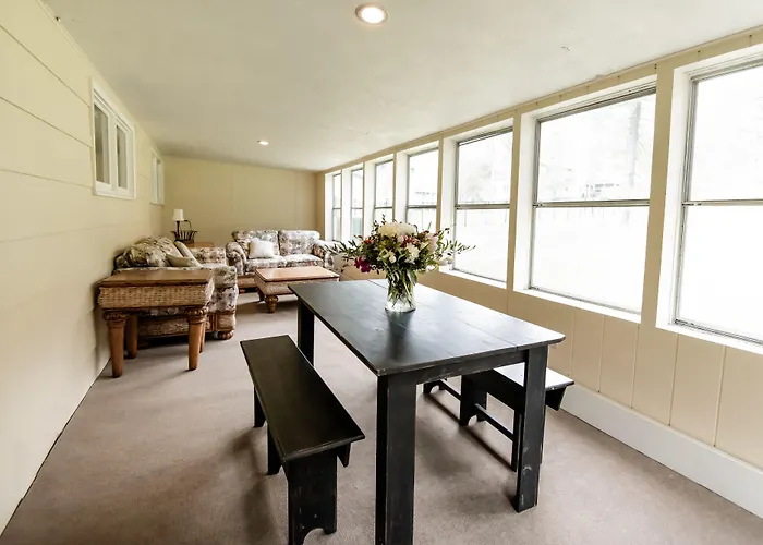 The Broadway Guest House