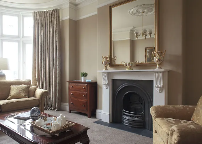 Kid friendly hotel 2 Crescent Gardens Guest House