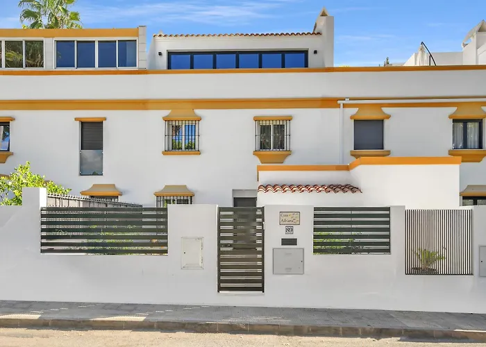 Casa Adriana - Marbellamar Modern Townhouse By Finest Rentals