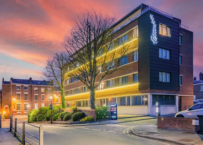 Roomzzz Chester City