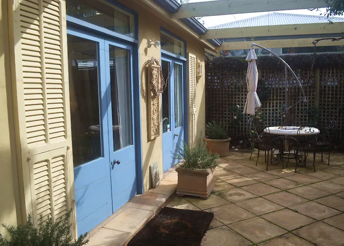 Athelney Cottage Bed And Breakfast