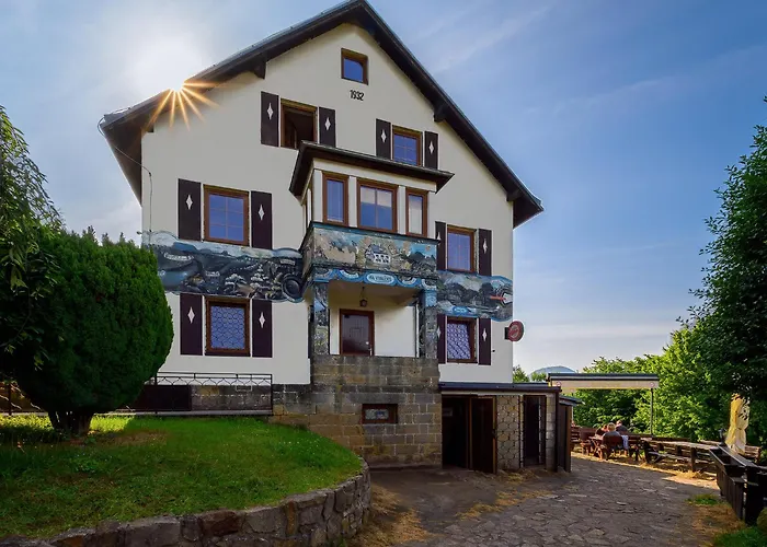 3-Sterne-Hotel: Resort Mezna