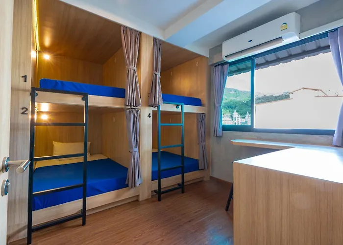 Hostel: Patong Poshtel (Adults Only)