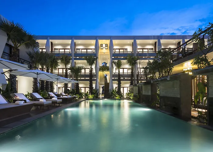 Hotel near College: Jaya House River Park Hotel