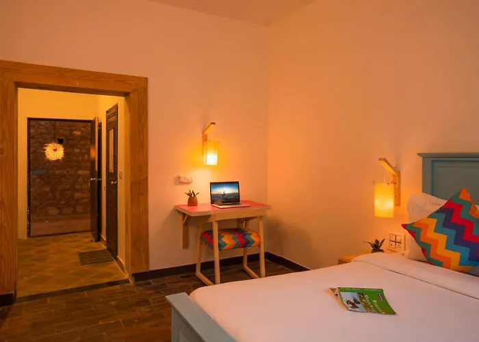 The Hostels Gostops Dehradun, Maldevta
