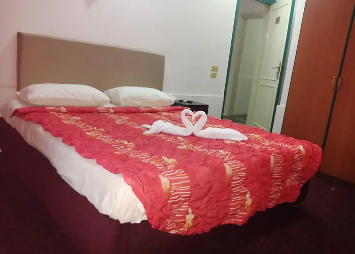Invitation Hotel