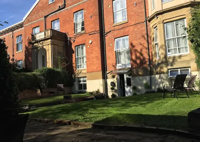 Queens Guesthouse Manchester