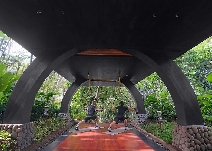 Capella , Bali