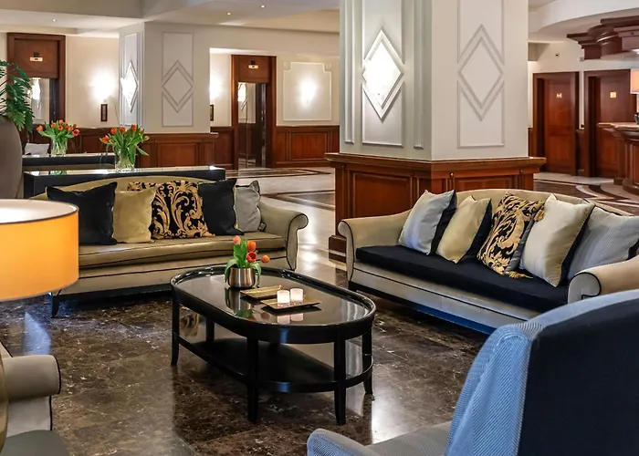 4 star hotel: Starhotels Majestic