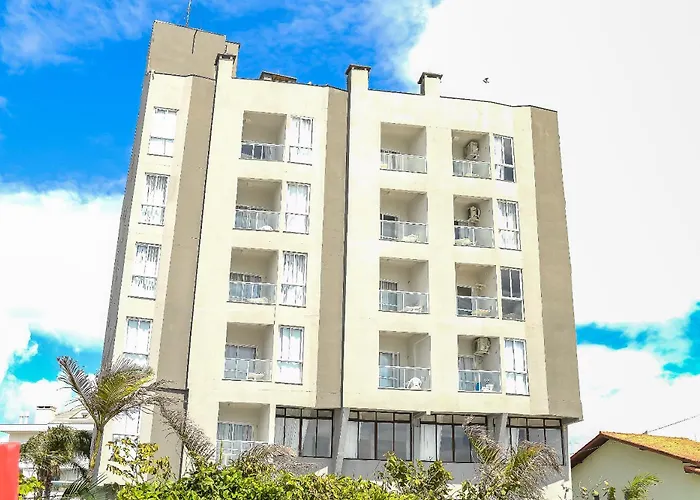 Palm Beach Apart