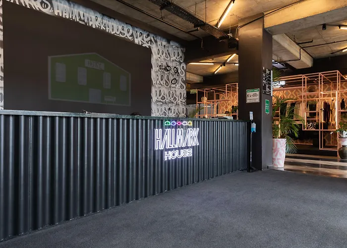 Hotel: Hallmark House