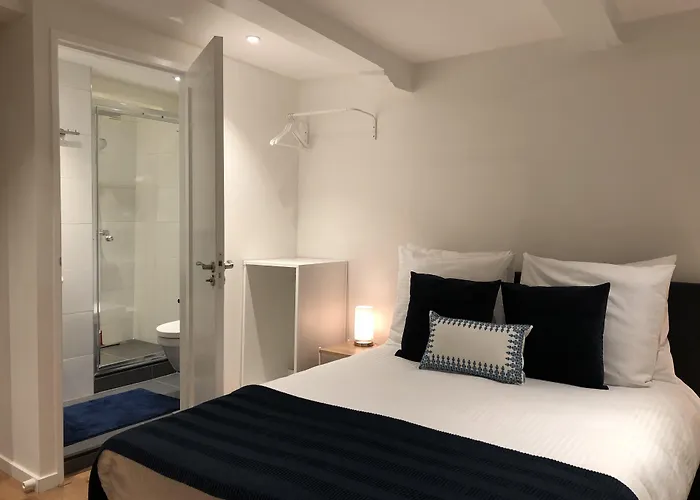 B&B only: Ph93 Amsterdam Central