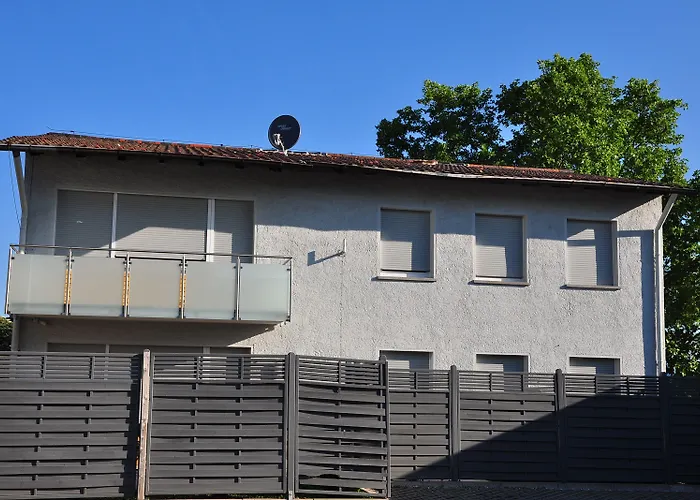 Weisenau Plaza