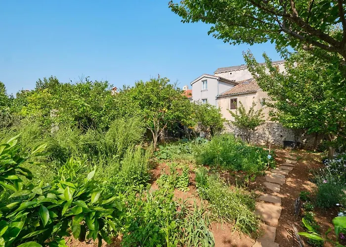 Rooms With A Parking Space Veli Losinj, Losinj - 21045