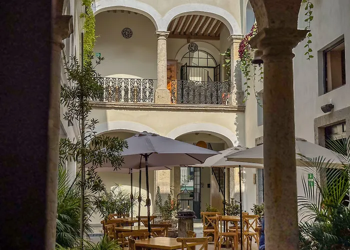  Palpatio Boutique