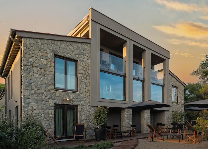 Sunset Villa