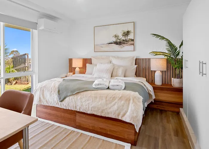 Salt & Sky - Luxe Coastal Getaway