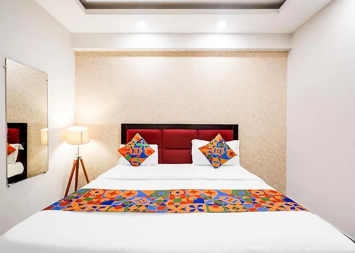 Fabhotel Novis House
