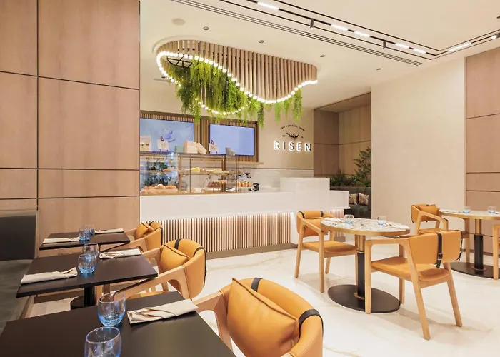 Holiday Inn Dubai Village Circle By Ihg