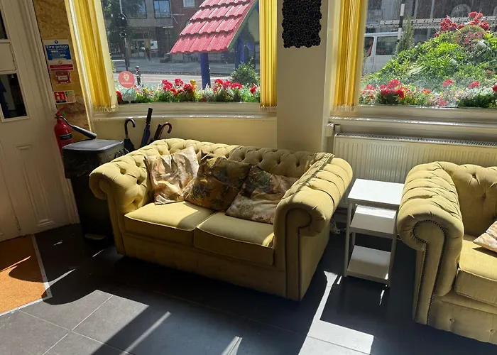 Resort: City London Hotel