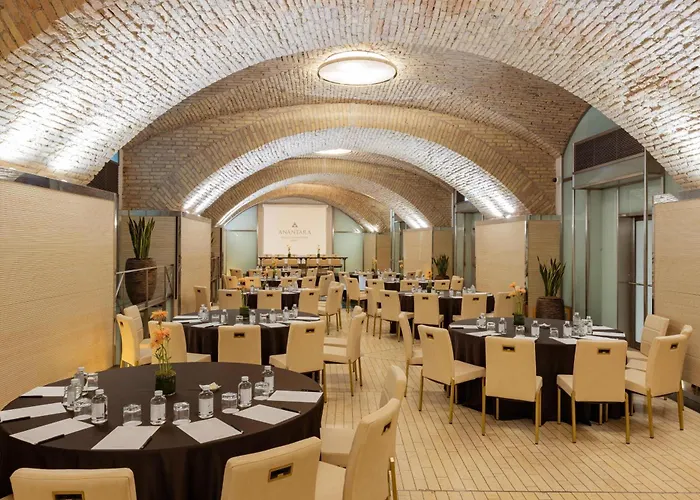 Hotel with Tennis: Anantara Palazzo Naiadi Rome Hotel - A Leading Hotel Of The World