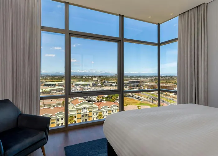 Family resorts Cape Town Marriott Crystal Towers