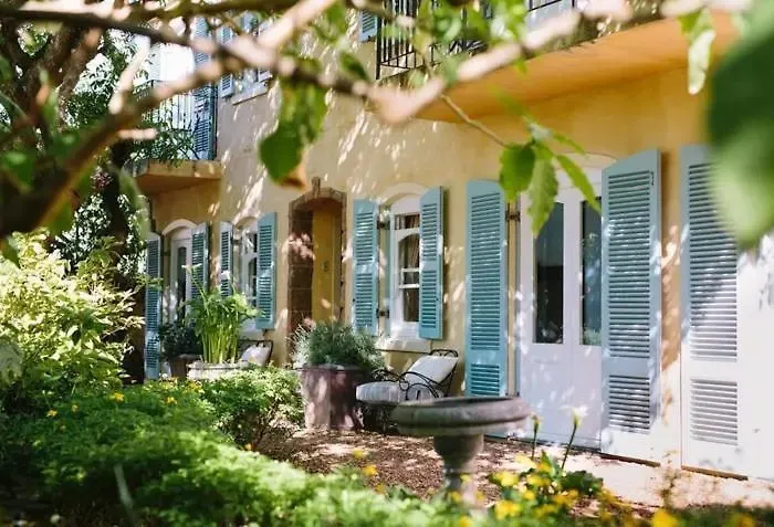 Resort: Auberge Burgundy Boutique Hotel & Spa