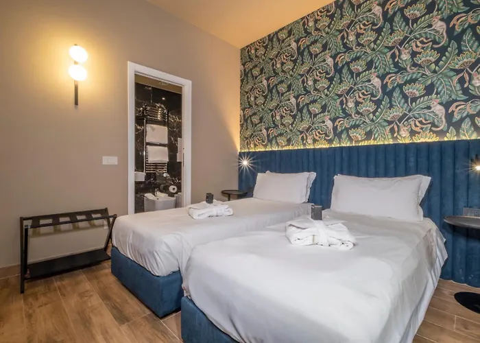 Ht Residence Maximus