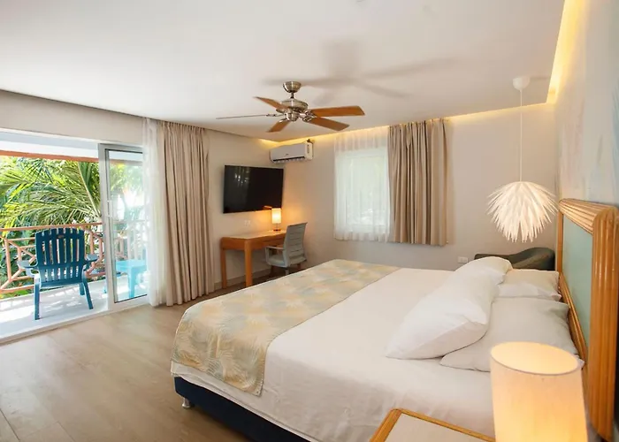 Hotel familiar: Hotel Cocoplum Beach