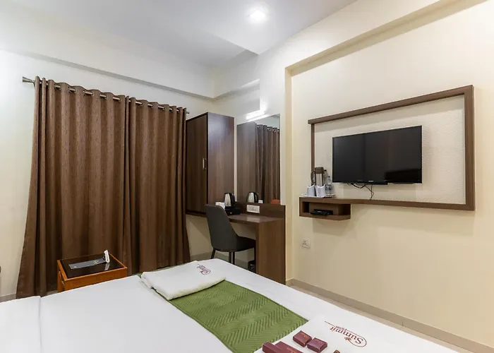 Hotel Summit