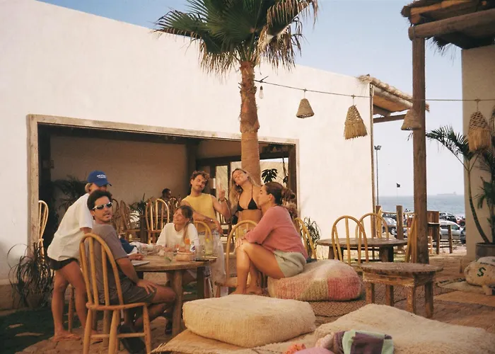 Blue Waves Surf House - Anza I