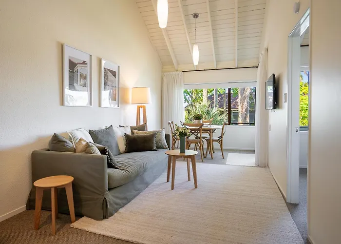 Emerald Inn On Takapuna Beach