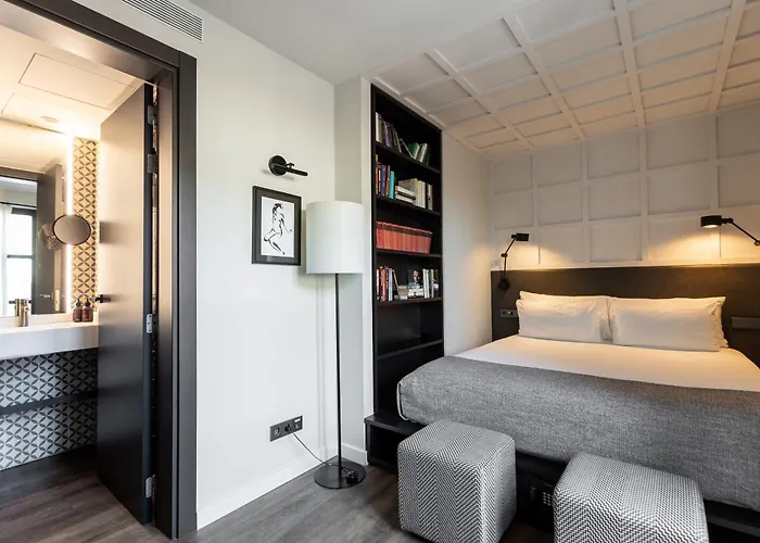 Family Hotel: Yurbban Ramblas Boutique Hotel