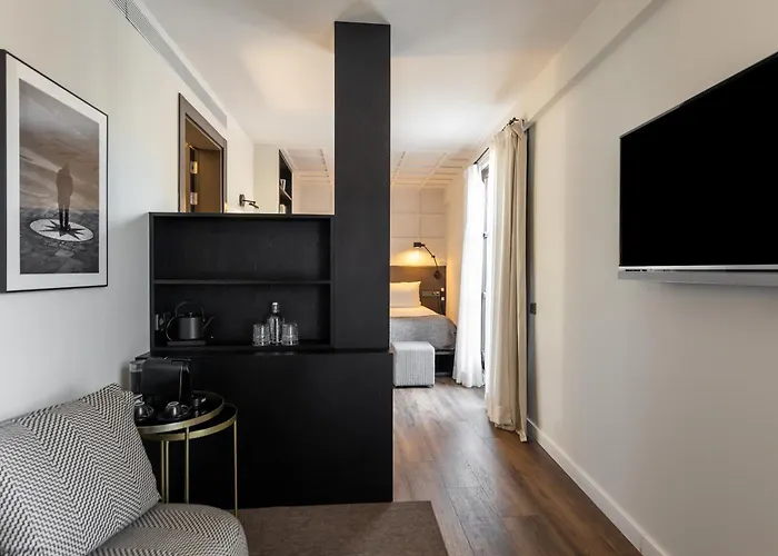 Family Hotel: Yurbban Ramblas Boutique Hotel