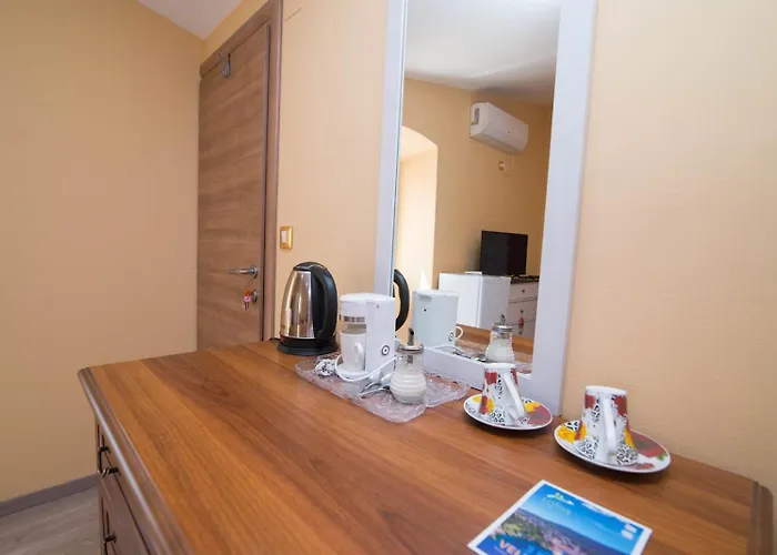 Luisa S2 Rooms