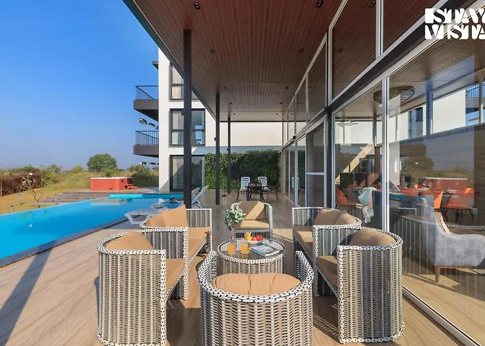 Stayvista At La Mer - Pool, Lawn & Bbq