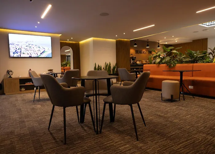 Hotel ByHours Las Américas