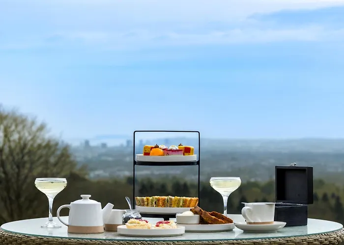 Family Hotel: New House Country Hotel