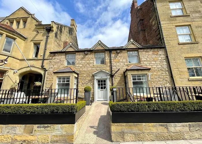 Bondgate Boutique