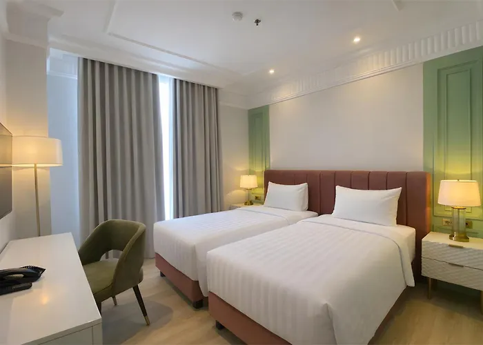 Сity center hotels Maia Jakarta