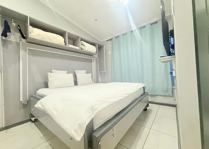 Silent Night Guest House Sunnyside