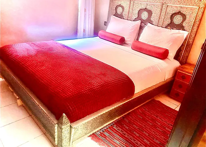 Kamal De Luxe Avec Jacuzzi Et Trois Piscines Au Cœur De Marrakech