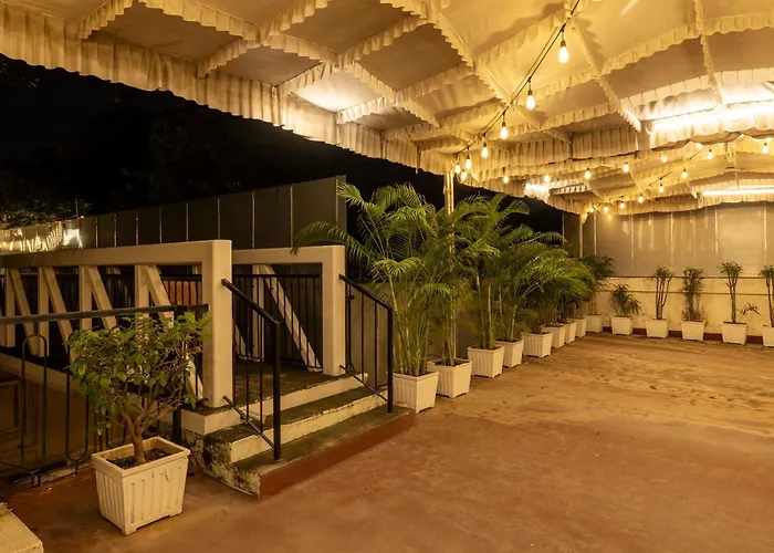 Hanu Reddy Residences Poes Garden