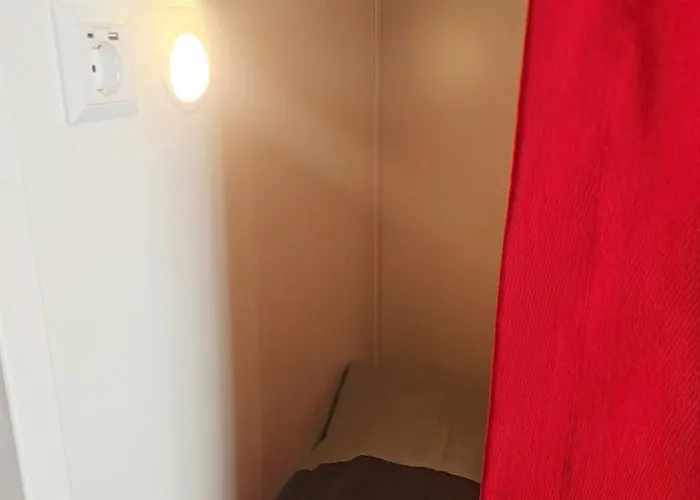 The Hostels Cloud 9