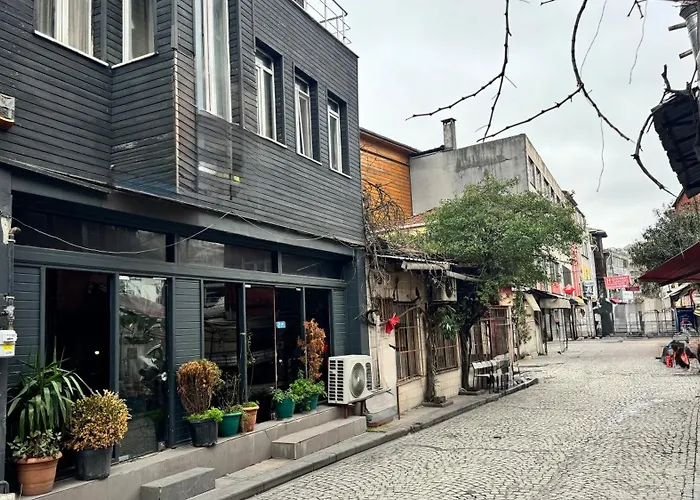 Herton Boutique Hotel