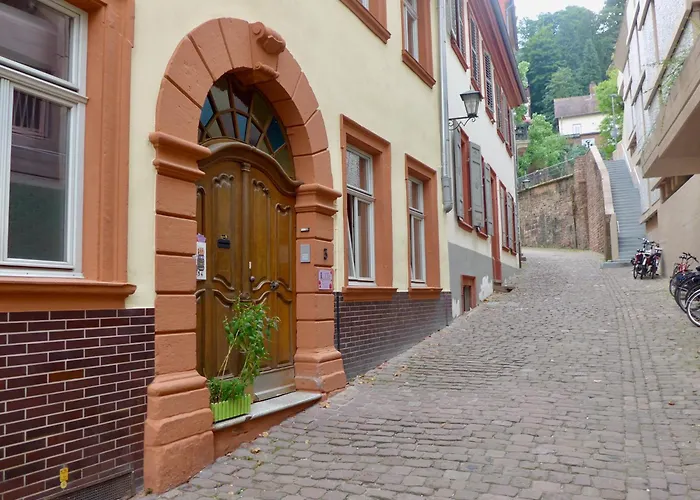 Lotte - The Backpackers