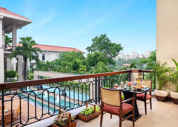 Resort: Jaypee Greens Golf And Spa Resort