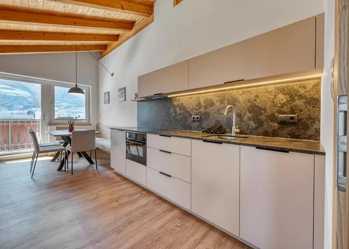 Hotel mit Pool: Garni Schmiedhof